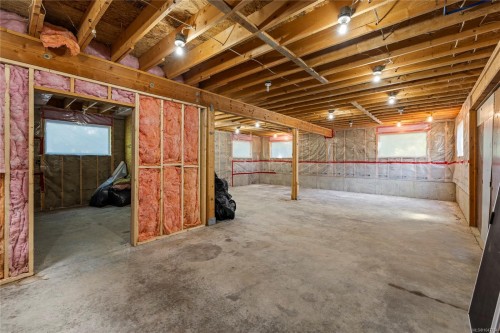 2185 Widgeon Rd, Qualicum Beach, BC 
