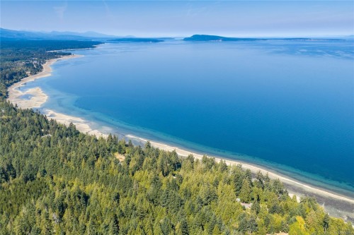 2185 Widgeon Rd, Qualicum Beach, BC 