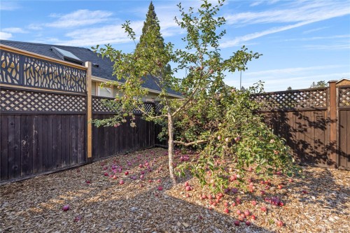 3011 Keystone Dr, Duncan, BC 