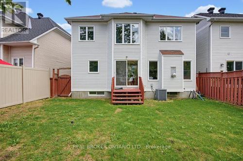 2000 Oakbrook Circle, Ottawa, ON 