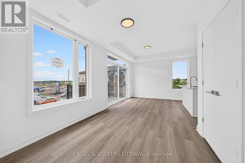 227 STARDUST PRIVATE , Ottawa, Ontario K1T 3W6 3