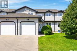 107 119 Hampton CIRCLE  Saskatoon, SK S7R 0A8