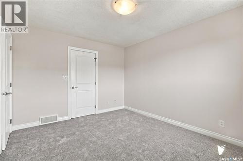 107 119 Hampton Circle, Saskatoon, SK 