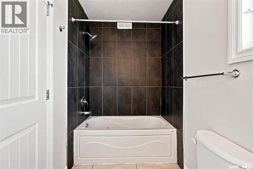 107 119 Hampton Circle, Saskatoon, SK 