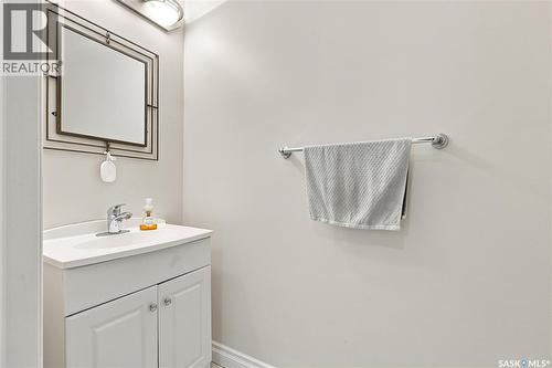 107 119 Hampton Circle, Saskatoon, SK 
