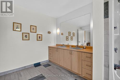 2437 Devine Road, Ottawa, ON 