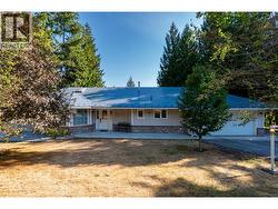 2371 Forest View Place Blind Bay, BC V0E 1H2