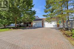 18 LOUISE CRESCENT Russell, ON K0A 1W0