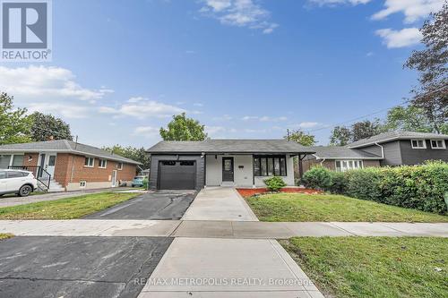 205 CLEMENCE AVENUE  Whitby, ON L1N 1E7