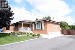 98 KENNEDY Avenue  Hamilton, ON L9B 1C7