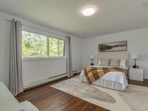 24 Fourth Street, Bedford, NS 
