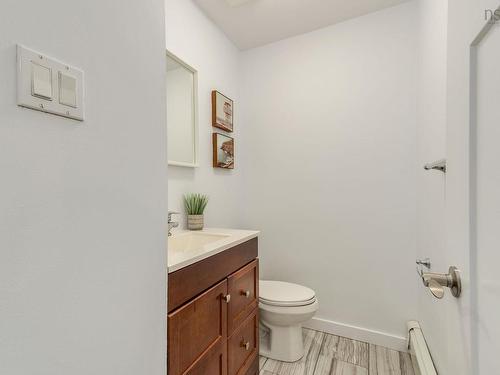 24 Fourth Street, Bedford, NS 