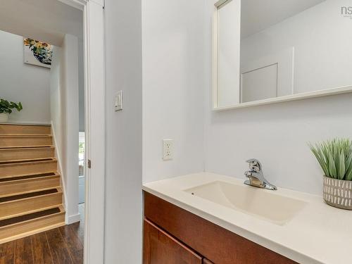 24 Fourth Street, Bedford, NS 