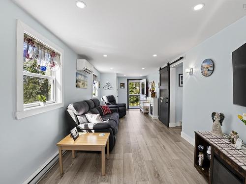 16335 Highway 7, Pleasant Harbour, NS 