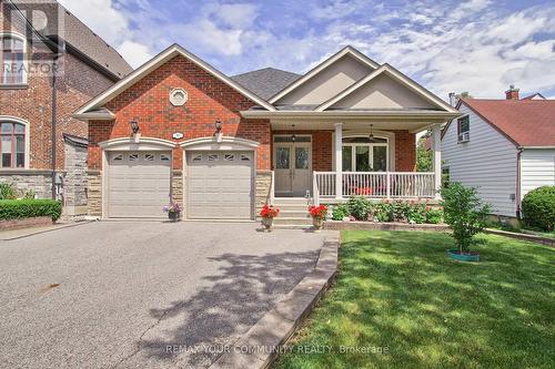30 ELM GROVE AVENUE  Richmond Hill, ON L4E 2T1