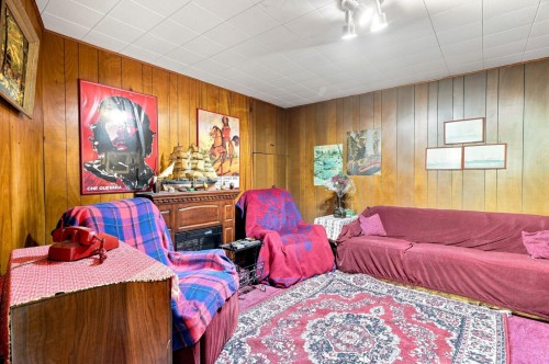 Salle familiale - 176 Hampshire Road, Beaconsfield, QC 