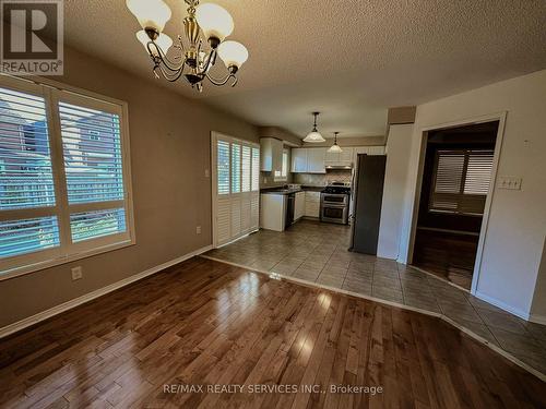 41 SANDYSHORES DRIVE , Brampton, Ontario L6R 2H2 5