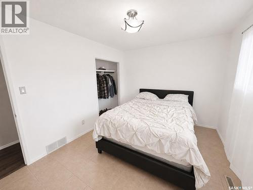2145 37Th Street W, Saskatoon, SK 