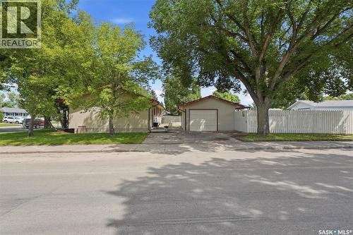 2145 37Th Street W, Saskatoon, SK 