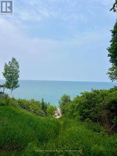 beach access - 77543 Melena Drive, Central Huron (Goderich), ON 