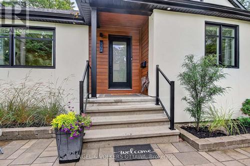 390 Princeton Avenue, Ottawa, ON 