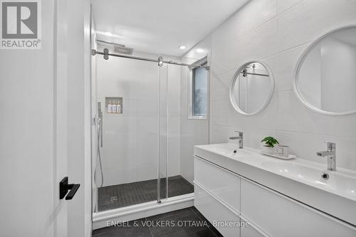 390 Princeton Avenue, Ottawa, ON 