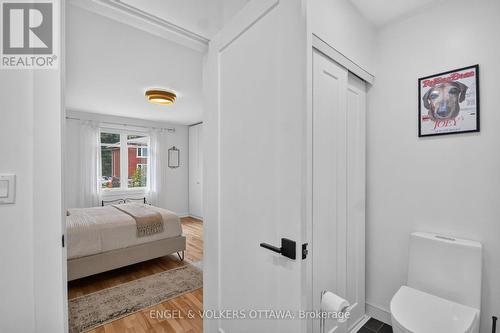 390 Princeton Avenue, Ottawa, ON 