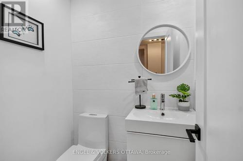 390 Princeton Avenue, Ottawa, ON 