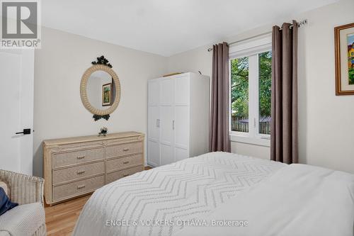 390 Princeton Avenue, Ottawa, ON 