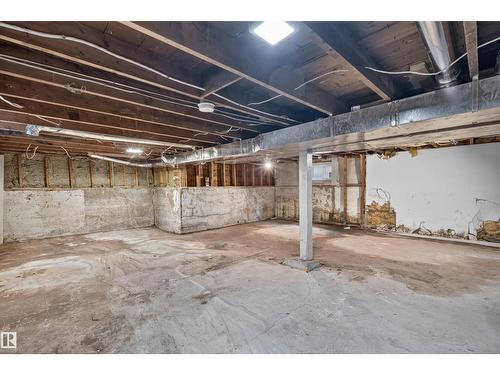 11327 89 St Nw, Edmonton, AB 