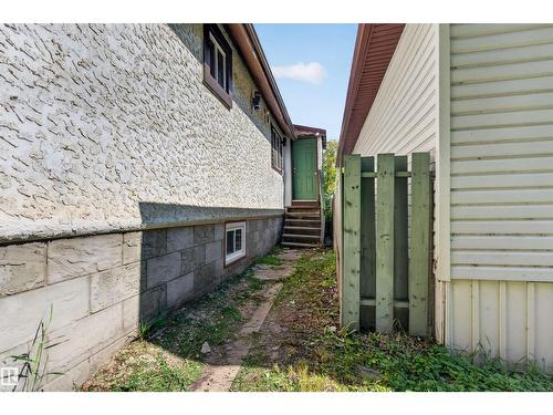 11327 89 St Nw, Edmonton, AB 