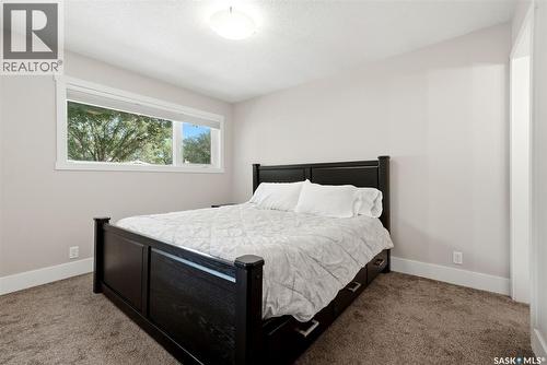 19 Empress Drive, Regina, SK 