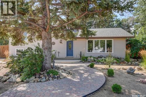 520 3Rd Avenue E, Assiniboia, SK 