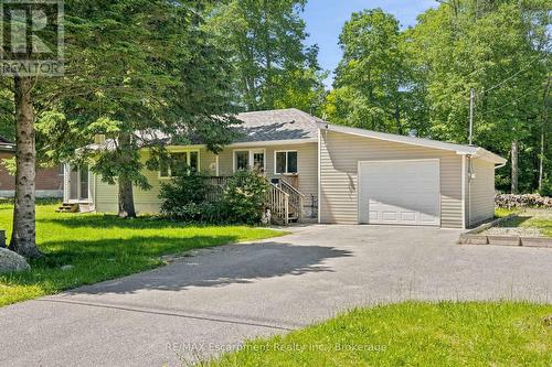 16 Hiawatha Road, Tiny, ON 