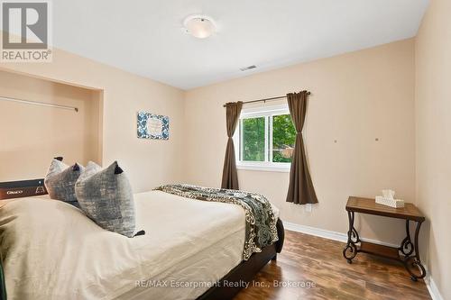 16 Hiawatha Road, Tiny, ON 