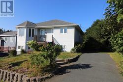 2 Lions Crescent  Conception Bay South, NL A1W 4M2
