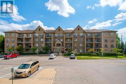 312 - 41 FERNDALE DRIVE S  Barrie, ON L4N 5T6