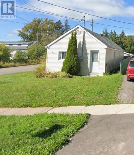 227 Turner AVE , Sault Ste. Marie, Ontario P6C 4S8 1