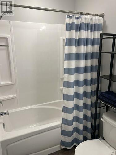 132 McFadden AVE , Sault Ste. Marie, Ontario P6C 4T2 5