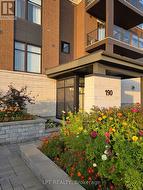 203 - 190 GUELPH PRIVATE Ottawa, ON K2T 0C3