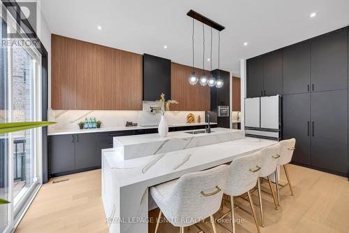 15 Deblyn Drive E, Toronto, ON 