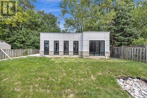 15 Deblyn Drive E, Toronto, ON 