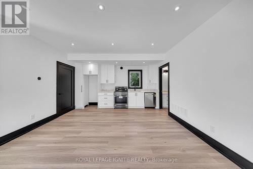 15 Deblyn Drive E, Toronto, ON 