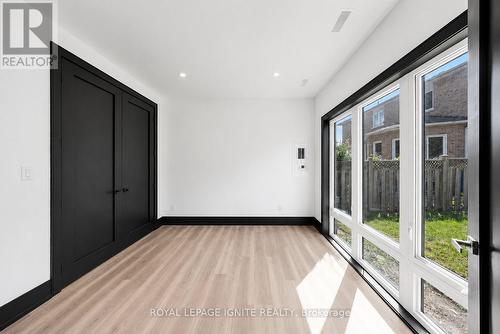 15 Deblyn Drive E, Toronto, ON 