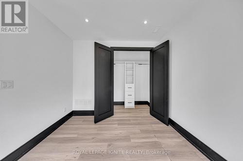 15 Deblyn Drive E, Toronto, ON 