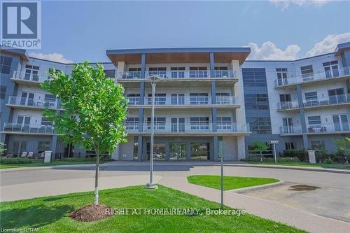 400 - 1705 FIDDLEHEAD PLACE , London North (North R), Ontario N6G 0S1 2
