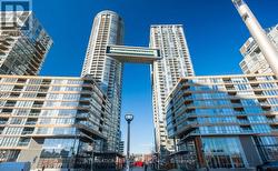 3503 - 15 ICEBOAT TERRACE Toronto, ON M5V 4A5