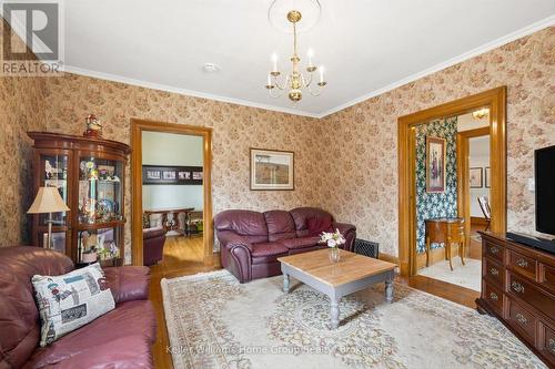 339 Garafraxa Street E, Centre Wellington (Fergus), ON 