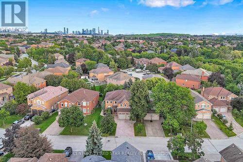 1082 Haydonbridge Court, Mississauga, ON 