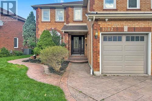 1082 Haydonbridge Court, Mississauga, ON 